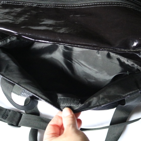 ED HARDY Christian Audigier Tiger Skull Duffle Weekender Bag Gym Travel - Picture 6 of 13